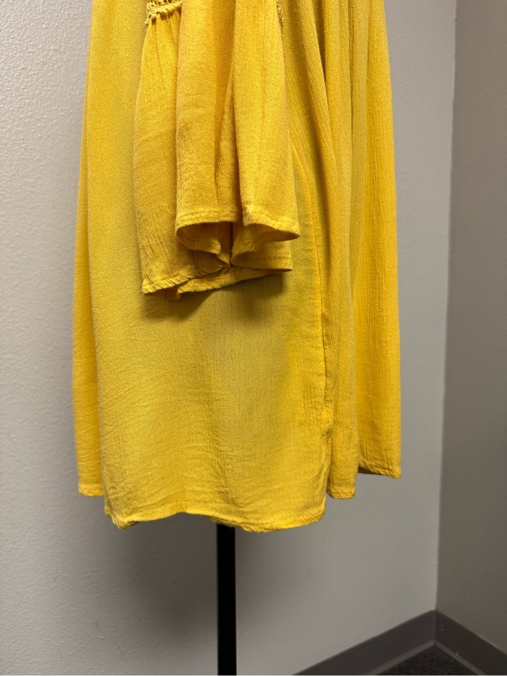 Torrid Yellow Lace Yoke Boho Tunic Dress Bell Sleeve Plus Size 2 2X Floral - Picture 5 of 11